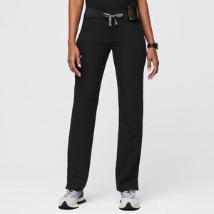 Figs Black Kade Cargo Scrub Pants Size LARGE PETITE  NWOT